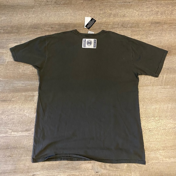 CROSSROAD BLACK T-SHIRT - UNISEX